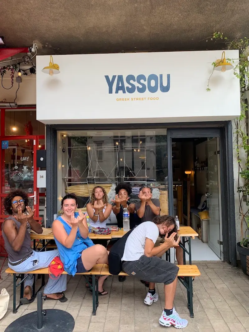 Le restaurant YASSOU, Greek Street Food, photo 7 sur 9
