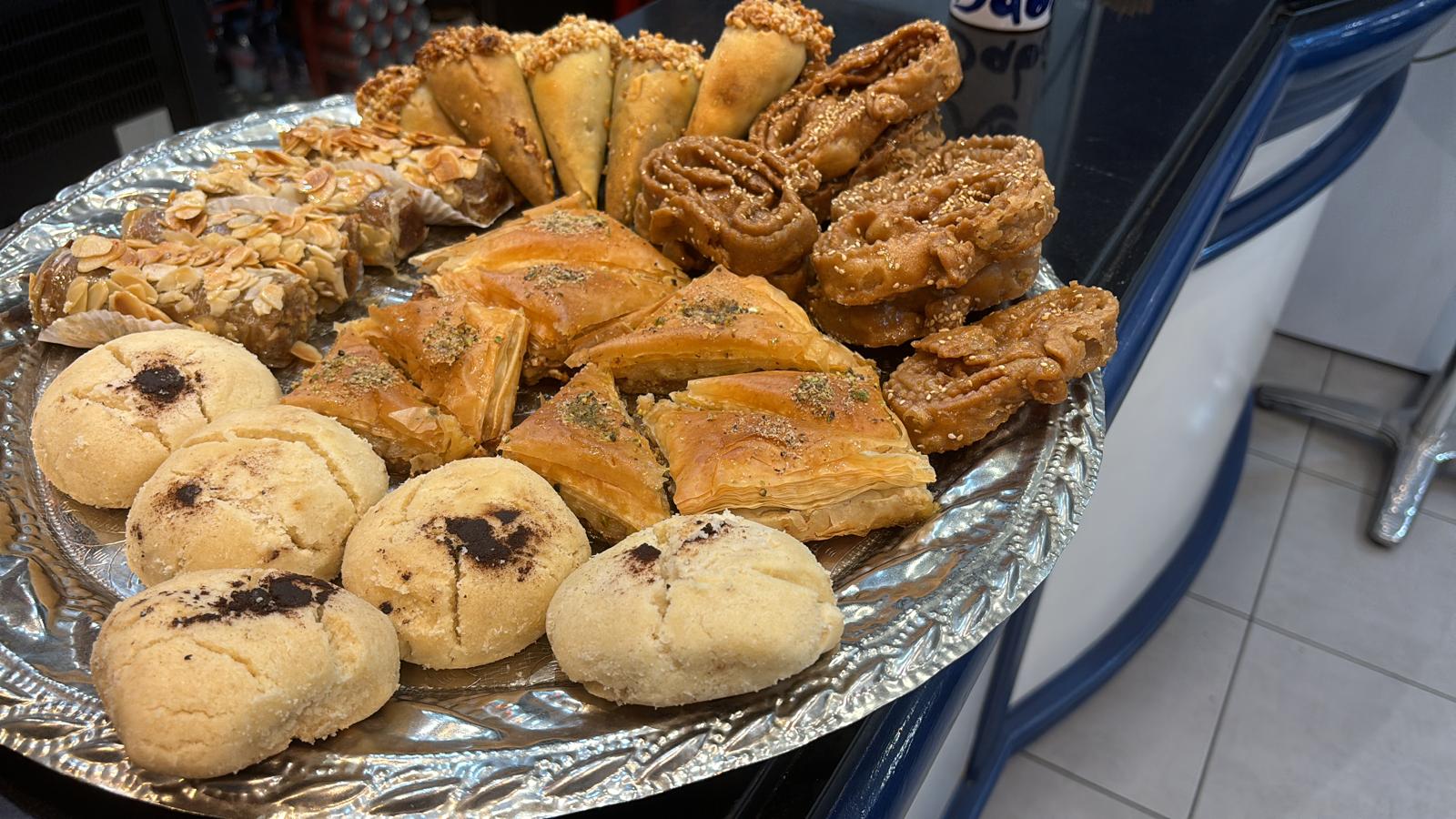 Pâtisserie orientale : Feuilletés au miel et aux fruits secs, à l’unité